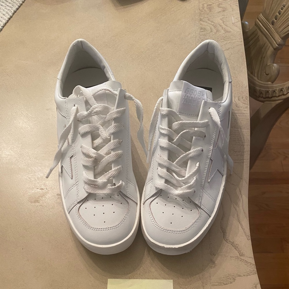 Golden Goose Brand New in Box Stardan 39